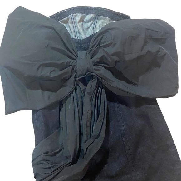 Pilcro Dramatic Bow Back Mini DressSz 6 Avantgarde Denim Cotton Black Anthro - Picture 4 of 9